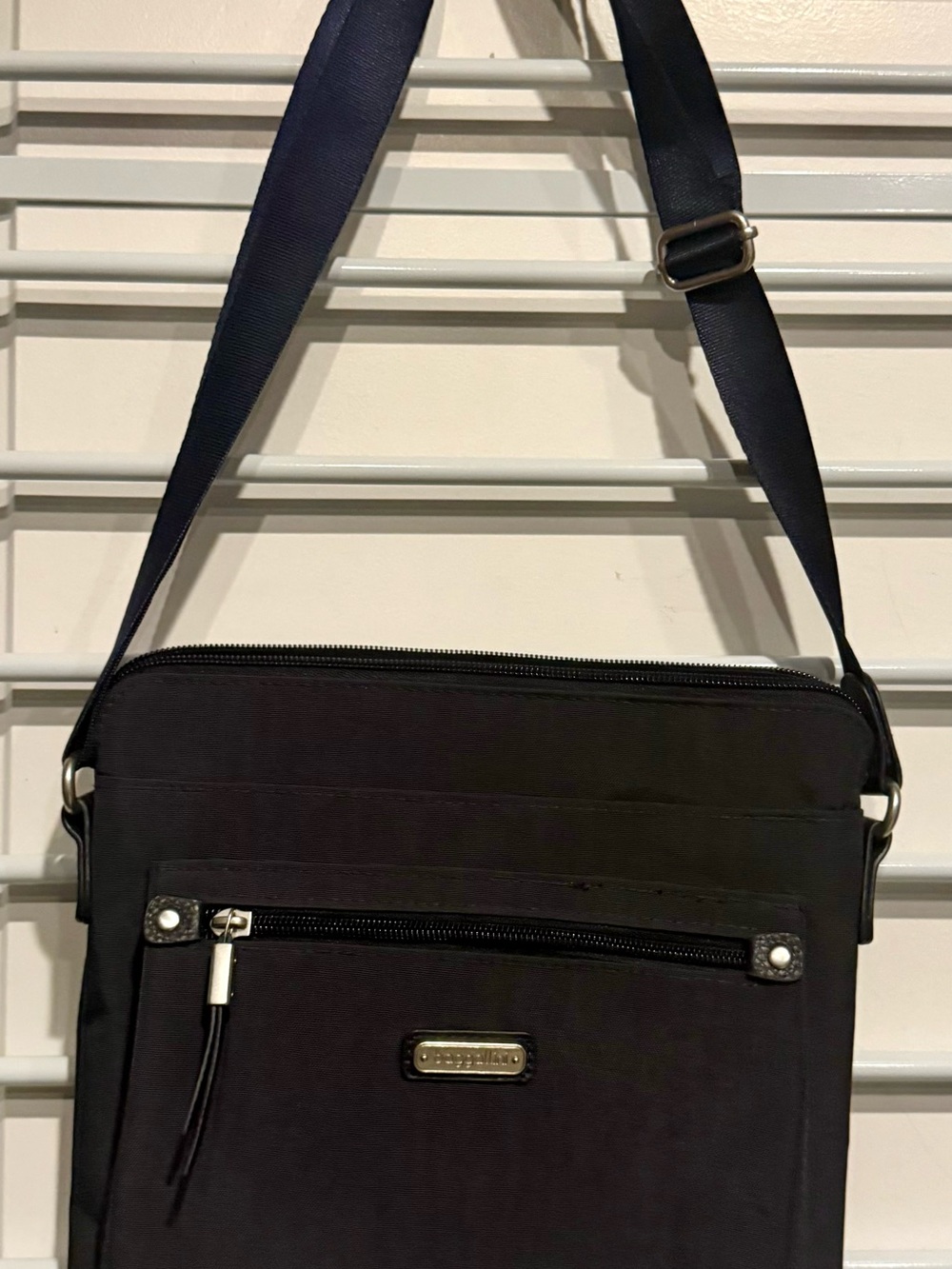 Baggallini Black Crossbody Messenger Bag